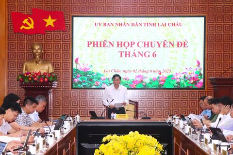 Bàn phương án sắp xếp, tổ chức lại đơn vị sự nghiệp công lập ở địa phương theo định hướng của Trung ương