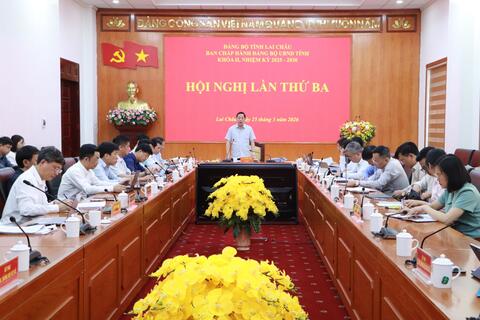 Hội nghị lần thứ ba Ban Chấp hành Đảng bộ UBND tỉnh khóa II