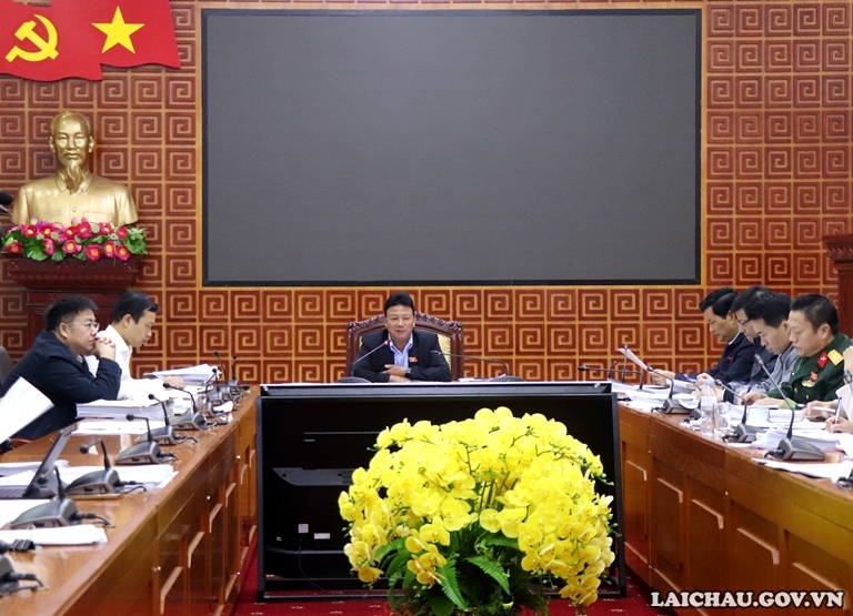 Thảo luận tổ tại Kỳ họp thứ mười hai, HĐND tỉnh Lai Châu khóa XV, nhiệm kỳ 2021 - 2026