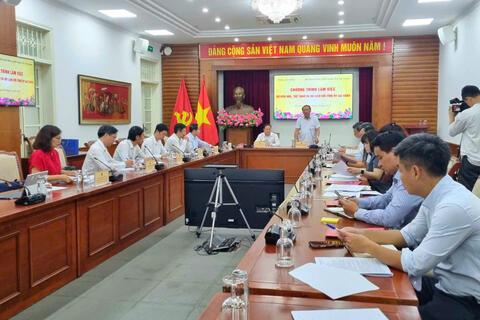 Bí thư Tỉnh ủy Lê Minh Ngân cùng Đoàn công tác tỉnh Lai Châu làm việc với lãnh đạo Bộ Văn hóa, Thể thao và Du lịch về phát triển sự nghiệp văn hoá trên địa bàn
