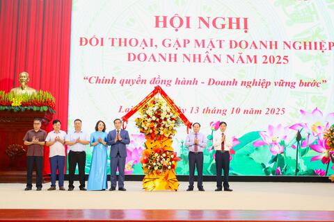Lai Châu đối thoại, gặp mặt doanh nghiệp, doanh nhân năm 2025: Chính quyền đồng hành, doanh nghiệp vững bước