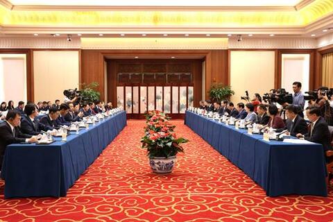 Bí thư Tỉnh ủy Vân Nam Vương Ninh (Trung Quốc) hội kiến Bí thư Tỉnh ủy các tỉnh Lai Châu, Lào Cai, Tuyên Quang, Điện Biên (Việt Nam)