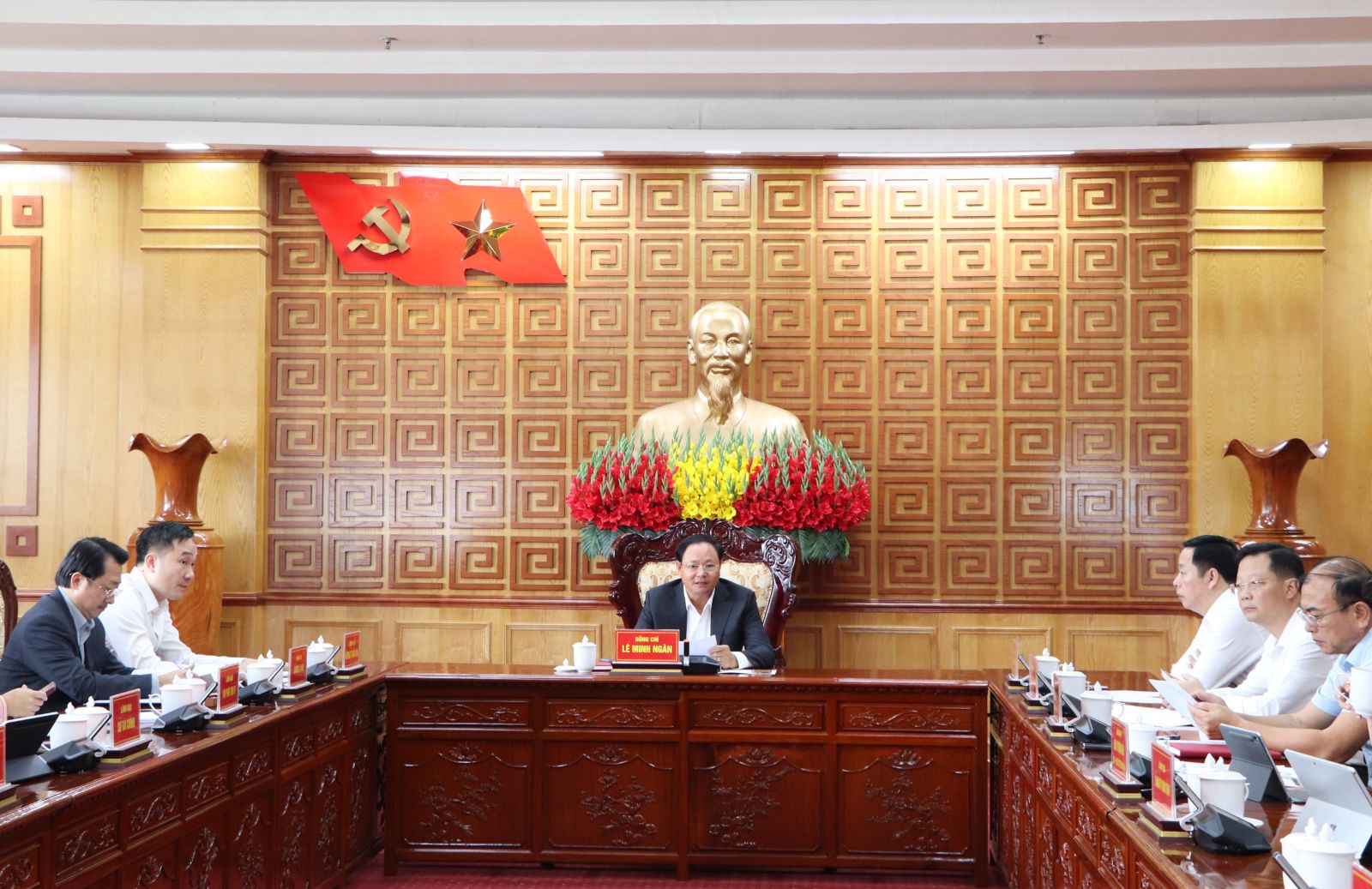 Thường trực Tỉnh ủy nghe báo cáo công tác lãnh đạo, chỉ đạo, thực hiện sắp xếp, quản lý, khai thác tài sản công trên địa bàn tỉnh