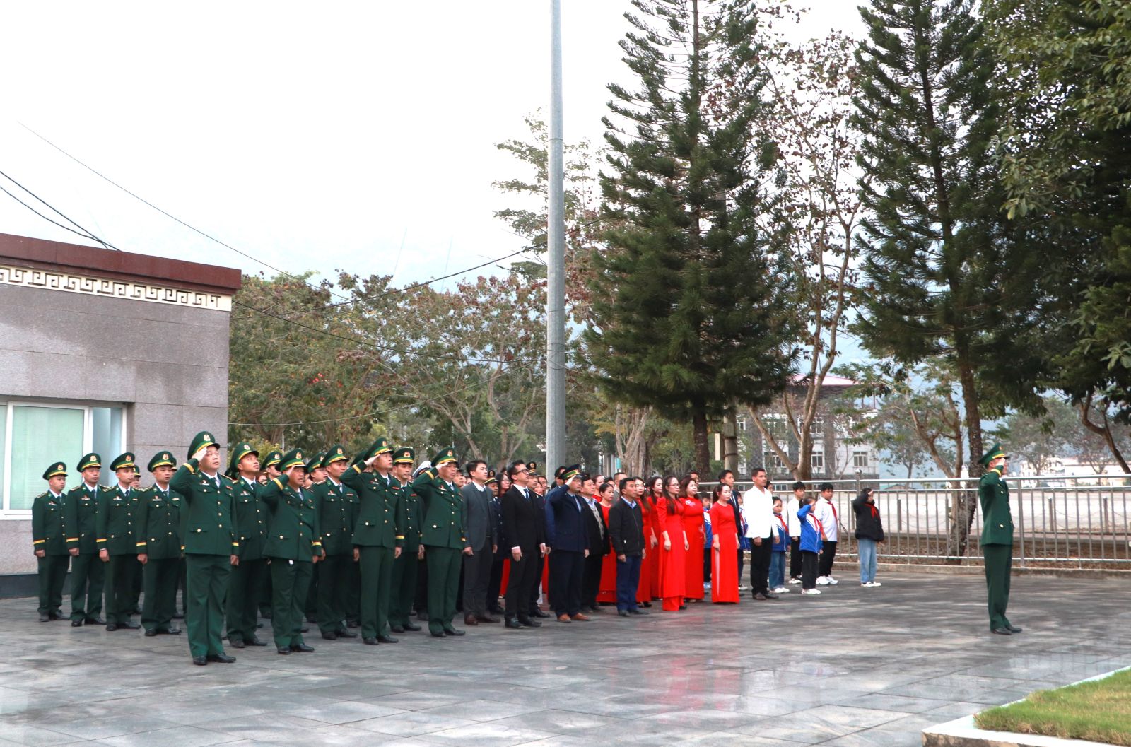 Lai Châu: Lần đầu tiên tổ chức Lễ Chào cờ chào năm mới tại Quốc môn Cửa khẩu quốc tế Ma Lù Thàng
