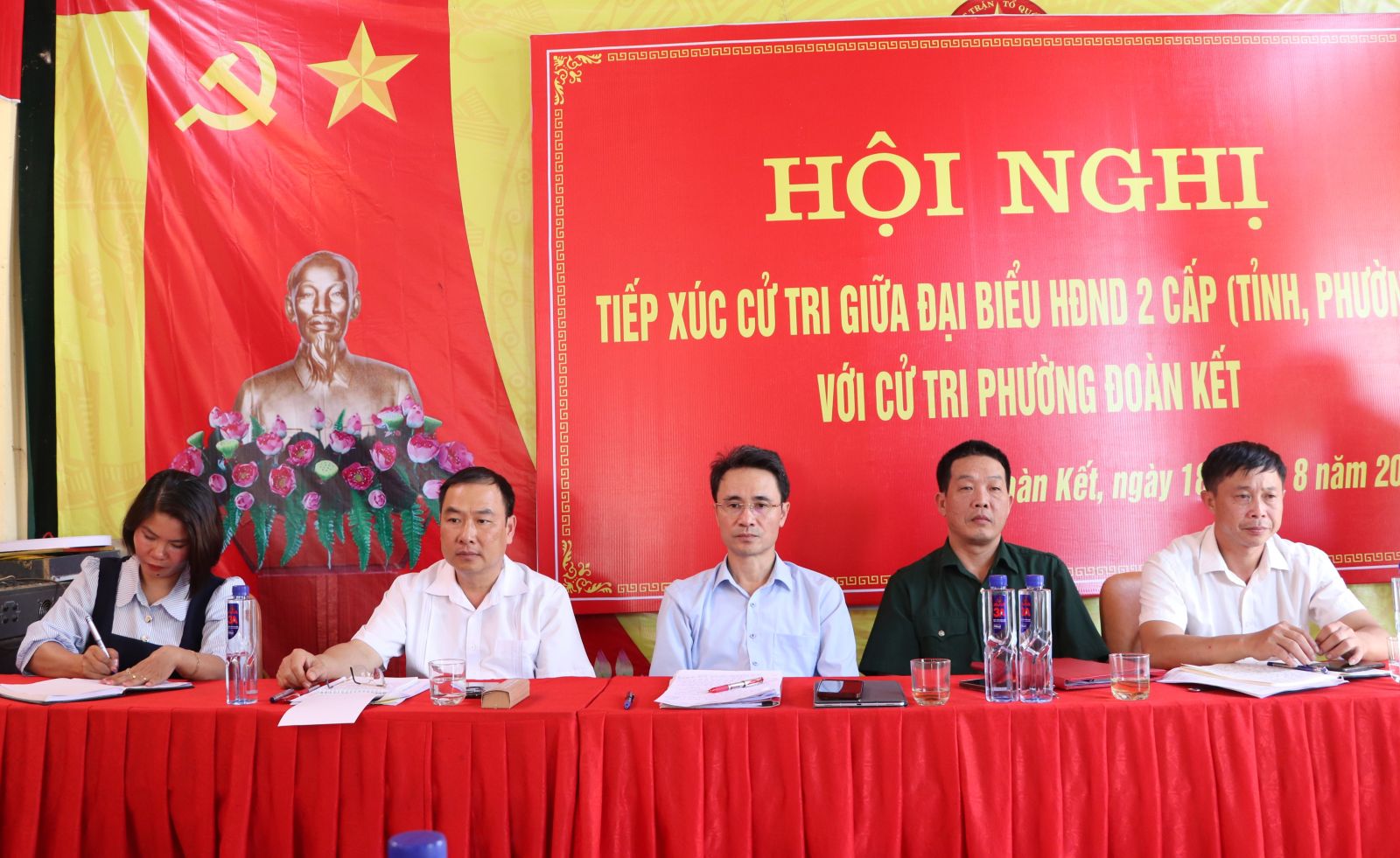Hội nghị tiếp xúc cử tri giữa đại biểu HĐND 2 cấp (tỉnh, phường) với cử tri phường Đoàn Kết