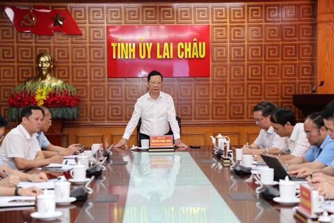 Phó Bí thư Tỉnh ủy Nguyễn Ngọc Vinh chủ trì buổi làm việc về Dự án Cao tốc Bảo Hà - Lai Châu (CT.13) trên địa bàn phường Tân Phong và xã Sin Suối Hồ