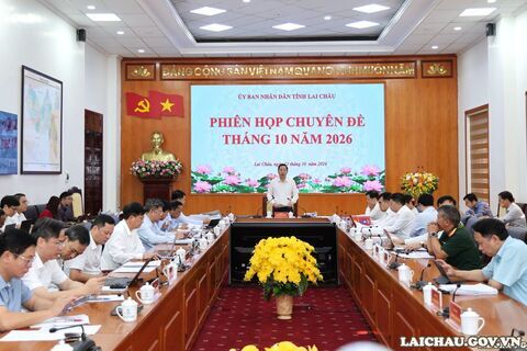 Chủ tịch UBND tỉnh Hà Quang Trung chủ trì Phiên họp chuyên đề tháng 10 năm 2026