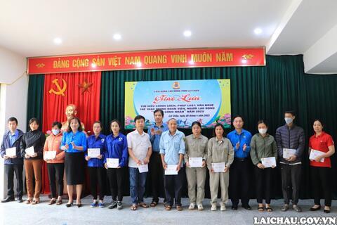 Giao lưu tìm hiểu chính sách pháp luật; văn nghệ, thể thao trong đoàn viên, người lao động "Tháng Công nhân" năm 2023