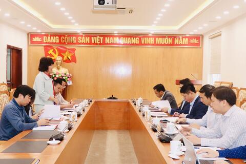 Phó Chủ tịch UBND tỉnh Hà Trọng Hải làm việc với Đoàn công tác của Báo Nhân dân