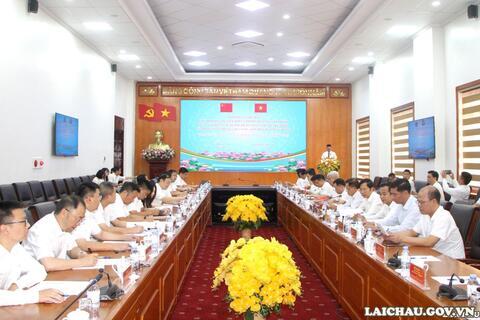 Hội đàm lần thứ hai về xây dựng cầu đường bộ đa công năng