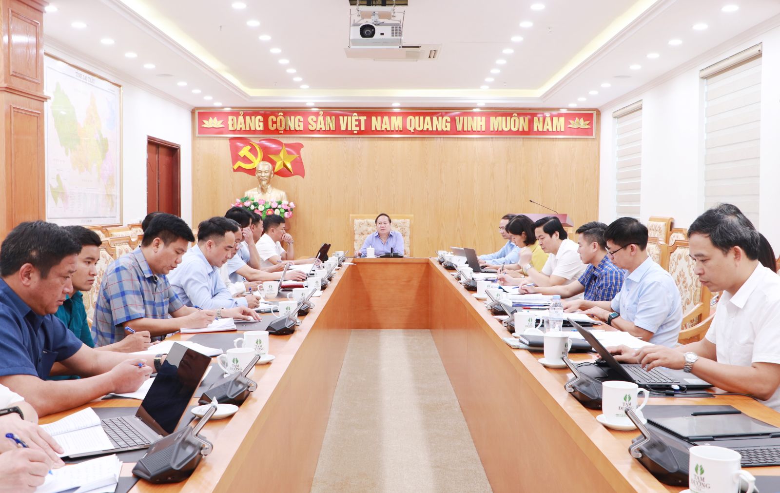 Duyệt văn kiện Đại hội Đảng bộ xã Mường Tè, Thu Lũm