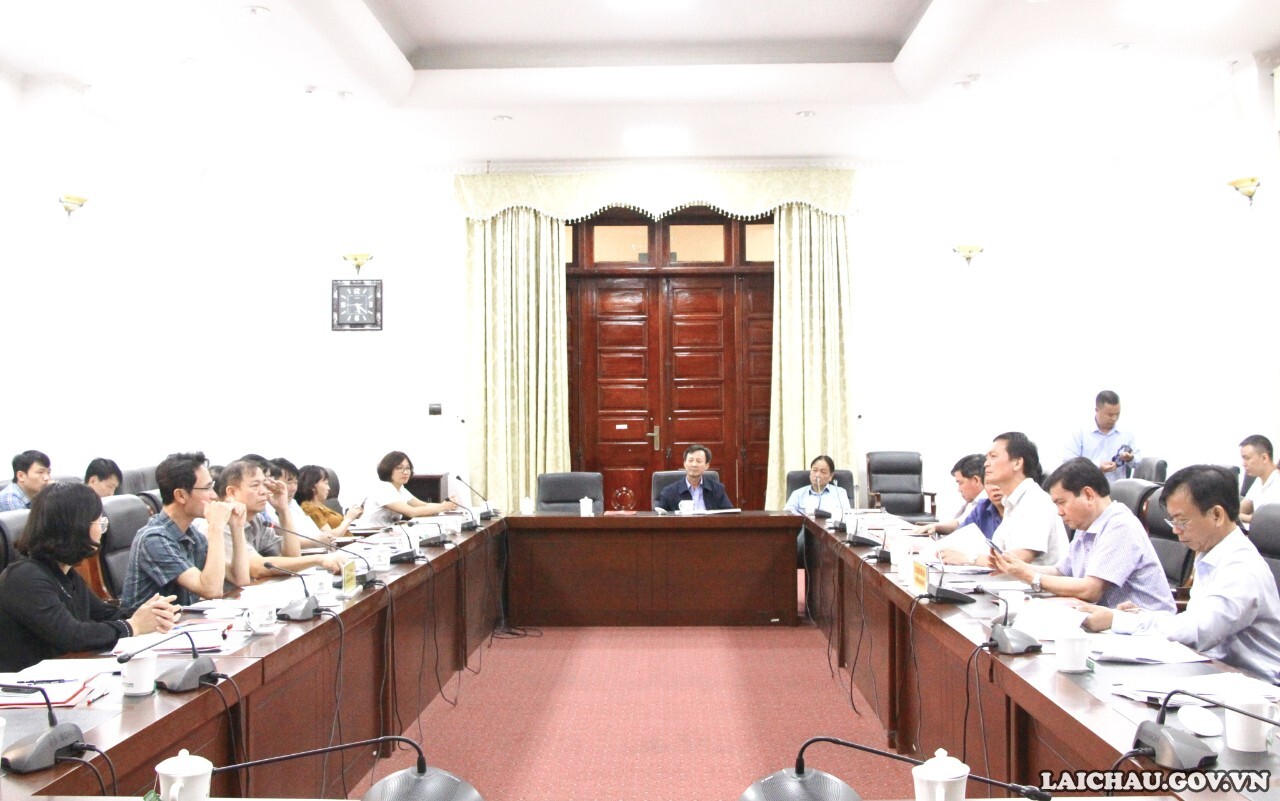 Phó Chủ tịch UBND tỉnh Hà Trọng Hải làm việc với Đoàn công tác tỉnh Kon Tum
