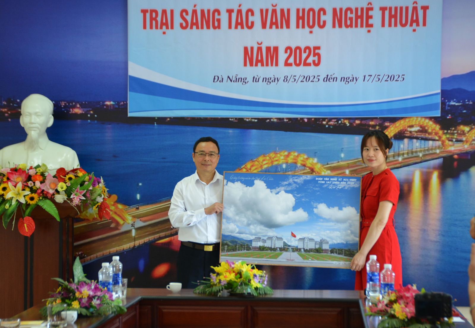 Hội Văn học Nghệ thuật tỉnh Lai Châu tham gia sáng tác văn học nghệ thuật tại Đà Nẵng
