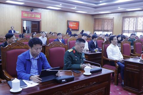 Hội nghị Báo cáo viên tháng 3/2025