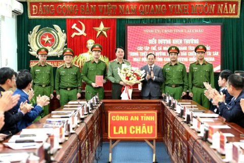 Lai Châu: Biểu dương, khen thưởng các tập thể, cá nhân có thành tích xuất sắc trong đấu tranh, triệt phá  trong triệt phá đường dây lừa đảo chiếm đoạt tài sản hoạt động tại tỉnh Kampot, Vương quốc Campuchia