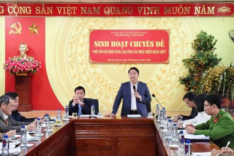 <a href="/tin-tuc-su-kien/chuyen-de" title="Chuyên đề" rel="dofollow">Chuyên đề</a>