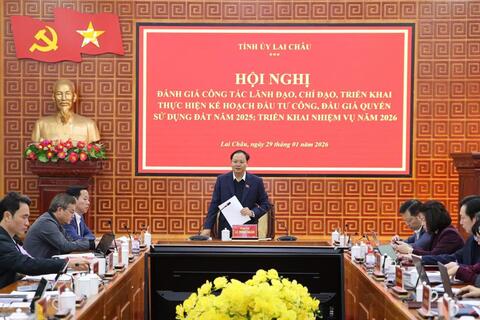 Quyết tâm đổi mới cách làm, phấn đấu năm 2026 tạo chuyển biến rõ nét, thực chất và bền vững trong giải ngân vốn đầu tư công và phát triển quỹ đất