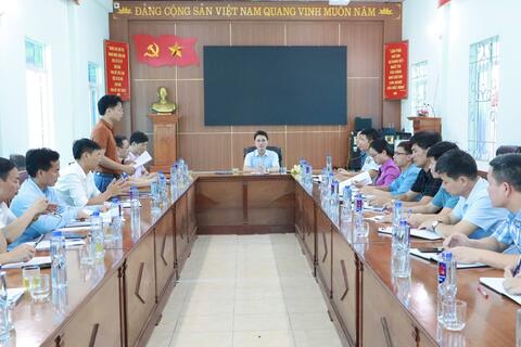Kiểm tra tình hình sản xuất nông nghiệp, nông thôn tại xã Khun Há