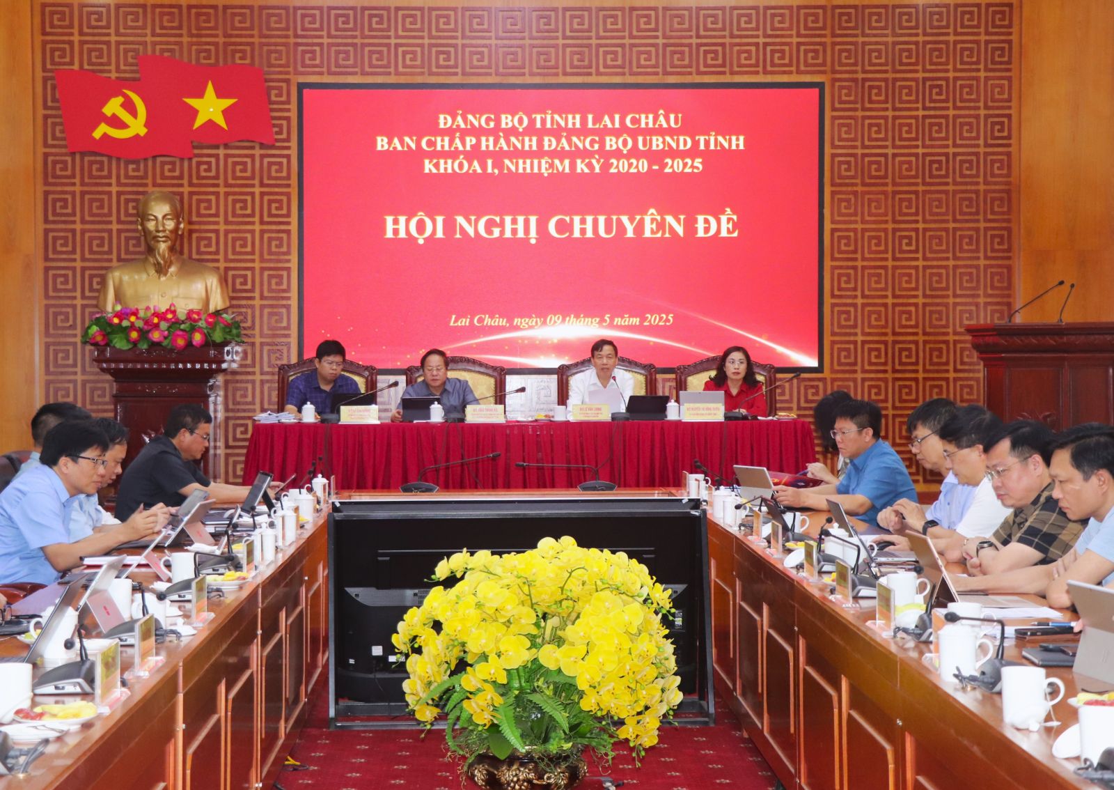 Ban Chấp hành Đảng bộ UBND tỉnh thống nhất ban hành Kế hoạch thực hiện Chỉ thị số 45-CT/TW về Đại hội đảng bộ các cấp tiến tới Đại hội đại biểu toàn quốc lần thứ XIV của Đảng