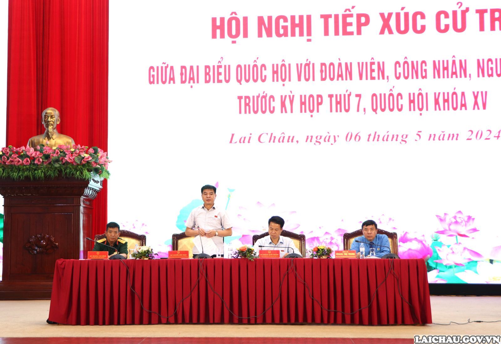Đoàn Đại biểu Quốc hội tỉnh Lai Châu tiếp xúc cử tri chuyên đề với đoàn viên, công nhân, người lao động