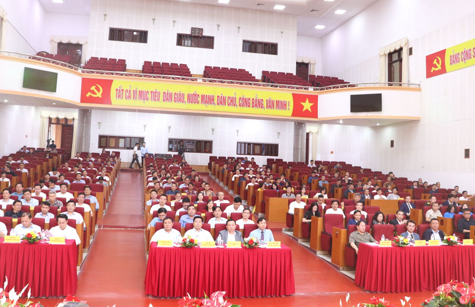 Lai Châu: Đối thoại doanh nghiệp và gặp gỡ doanh nhân năm 2024