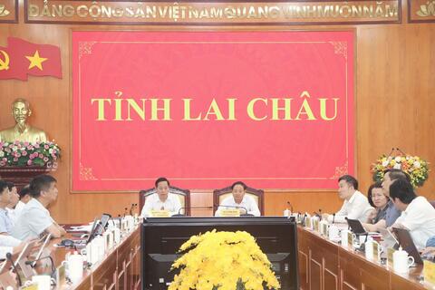 Bí thư Tỉnh ủy Lê Minh Ngân dự Hội nghị trực tuyến Chính phủ với các địa phương tháng 3 và quý I năm 2026