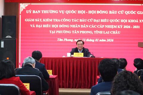 Đoàn giám sát, kiểm tra công tác bầu cử của Hội đồng bầu cử Quốc gia làm việc với Ủy ban bầu cử phường Tân Phong