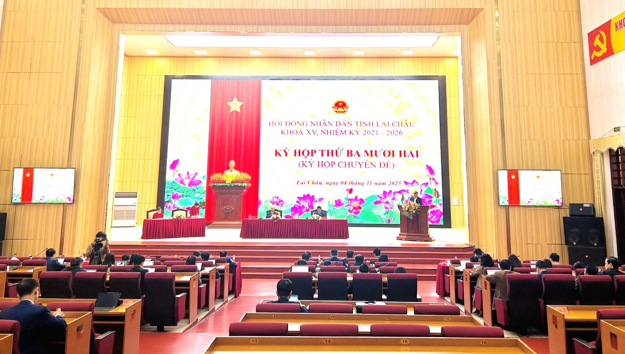 Khai mạc Kỳ họp thứ ba mươi hai (Kỳ họp chuyên đề) HĐND tỉnh khóa XV, nhiệm kỳ 2021 - 2026
