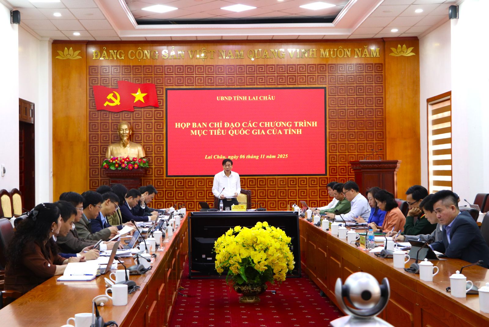 Chủ tịch UBND tỉnh Lê Văn Lương chủ trì họp Ban Chỉ đạo các Chương trình mục tiêu quốc gia