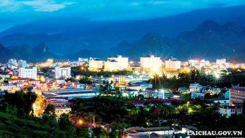 Thành phố Lai Châu ngày càng phát triển. (Ảnh: Nguyễn Thắng)