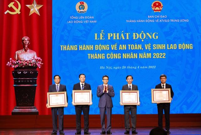 Phát động Tháng hành động an toàn vệ sinh lao động và Tháng Công nhân 2022 - Ảnh 5.