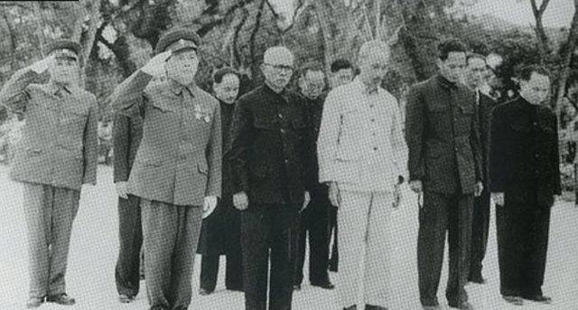 'Bổn phận của chúng ta là thương yêu, giúp đỡ người có công với Tổ quốc' - Ảnh 2.