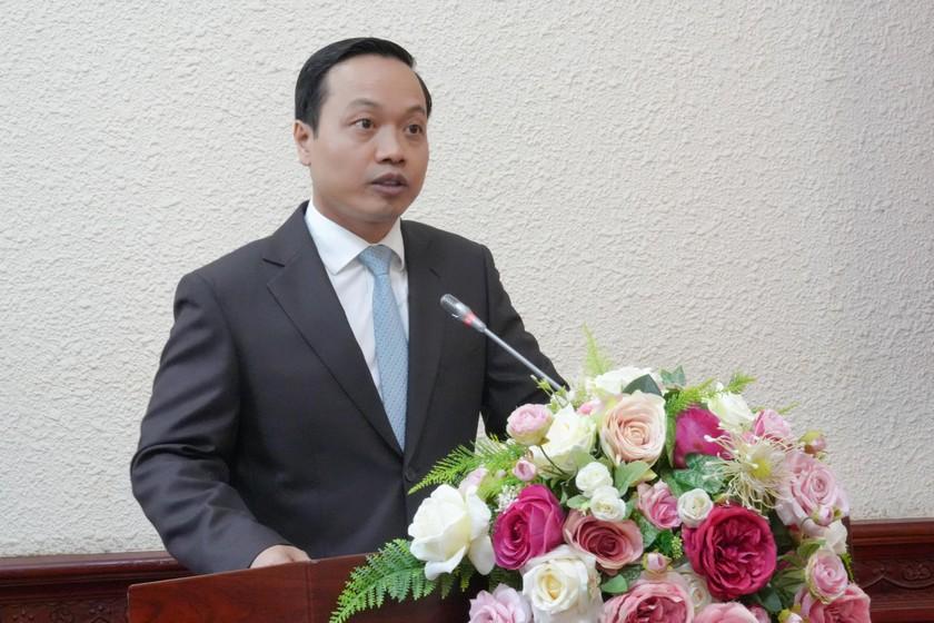 Trao Quyết định điều động, bổ nhiệm đồng chí Trần Tiến Dũng giữ chức Thứ trưởng Bộ Tư pháp ảnh 3