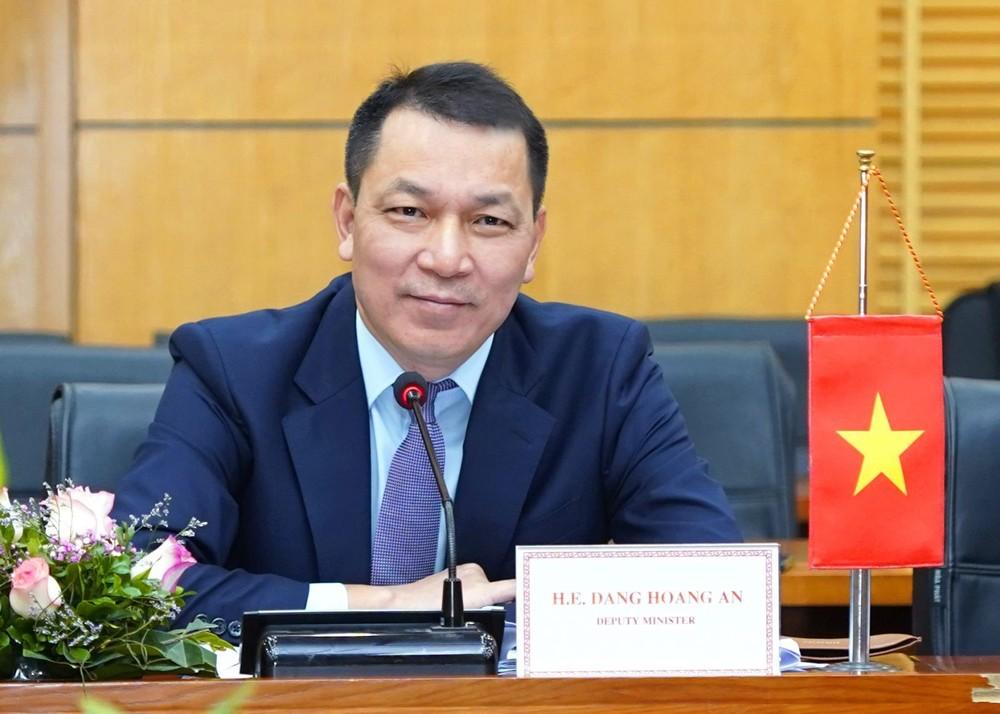Điều động, bổ nhiệm Thứ trưởng giữ chức Chủ tịch EVN - Ảnh 1. Điều động, bổ nhiệm Thứ trưởng giữ chức Chủ tịch EVN - Ảnh 1.