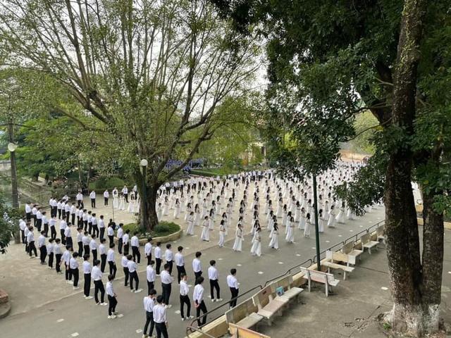 Quy định bổ nhiệm, xếp lương giáo viên THPT công lập - Ảnh 5.