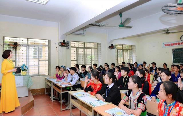 Quy định bổ nhiệm, xếp lương giáo viên THPT công lập - Ảnh 1. Quy định bổ nhiệm, xếp lương giáo viên THPT công lập - Ảnh 1.