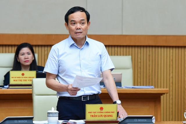 Thủ tướng: Tập trung củng cố, phát huy lĩnh vực nông nghiệp, dịch vụ và vực dậy lĩnh vực công nghiệp - Ảnh 6. Thủ tướng: Tập trung củng cố, phát huy lĩnh vực nông nghiệp, dịch vụ và vực dậy lĩnh vực công nghiệp - Ảnh 6.