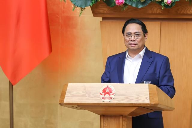 Thủ tướng: Tập trung củng cố, phát huy lĩnh vực nông nghiệp, dịch vụ và vực dậy lĩnh vực công nghiệp - Ảnh 1. Thủ tướng: Tập trung củng cố, phát huy lĩnh vực nông nghiệp, dịch vụ và vực dậy lĩnh vực công nghiệp - Ảnh 1.