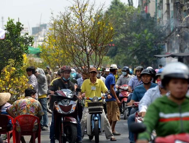 Thủ tướng chỉ đạo các giải pháp phòng ngừa tai nạn giao thông phục vụ Nhân dân đón Tết- Ảnh 1.