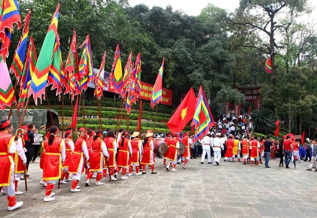 Lịch nghỉ lễ Giỗ Tổ Hùng Vương 2024; đề xuất người lao động được nghỉ 5 ngày dịp 30/4 - 1/5- Ảnh 1.