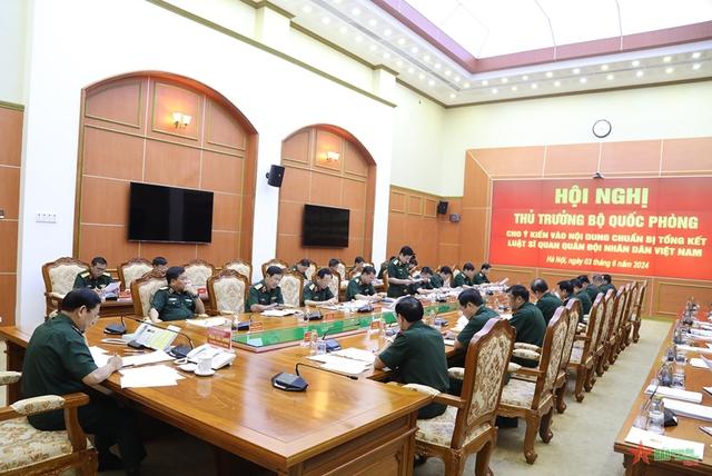 Sửa Luật Sĩ quan để khắc phục những bất cập về chức danh, chức vụ, tiền lương, phụ cấp, tuổi nghỉ hưu, trần quân hàm,...- Ảnh 2.