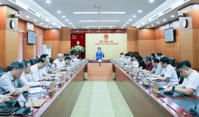 Bộ trưởng Bộ Nội vụ: Tập trung hoàn thiện dự thảo Nghị định và văn bản hướng dẫn cải cách tiền lương- Ảnh 2.