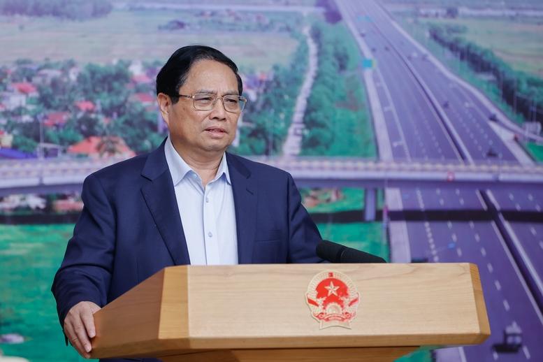 Thủ tướng Phạm Minh Chính: 500 ngày thi đua để hoàn thành 3.000 km cao tốc trong năm 2025- Ảnh 4. Thủ tướng Phạm Minh Chính: 500 ngày thi đua để hoàn thành 3.000 km cao tốc trong năm 2025- Ảnh 4.