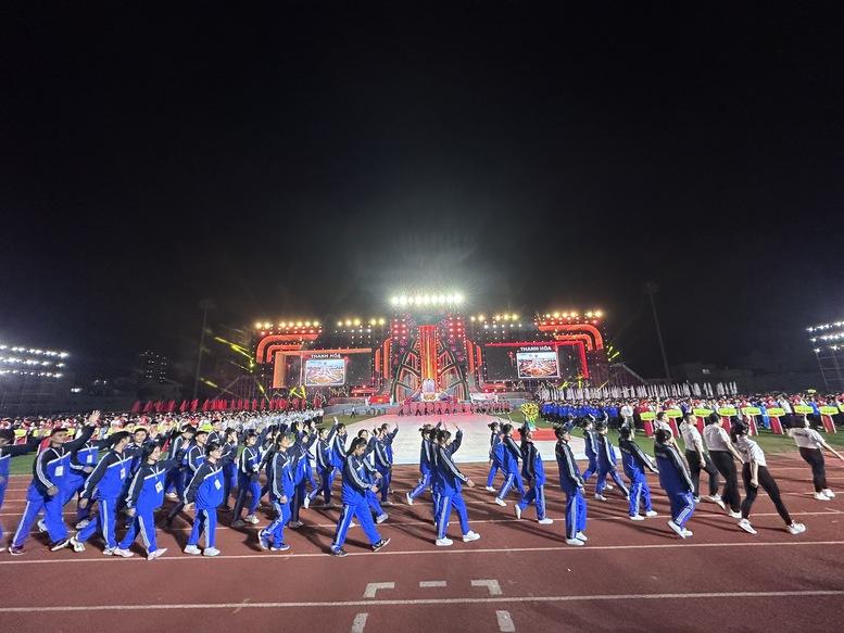 Khai mạc đại hội thể thao học đường lớn nhất từ trước đến nay- Ảnh 10. Khai mạc đại hội thể thao học đường lớn nhất từ trước đến nay- Ảnh 10.