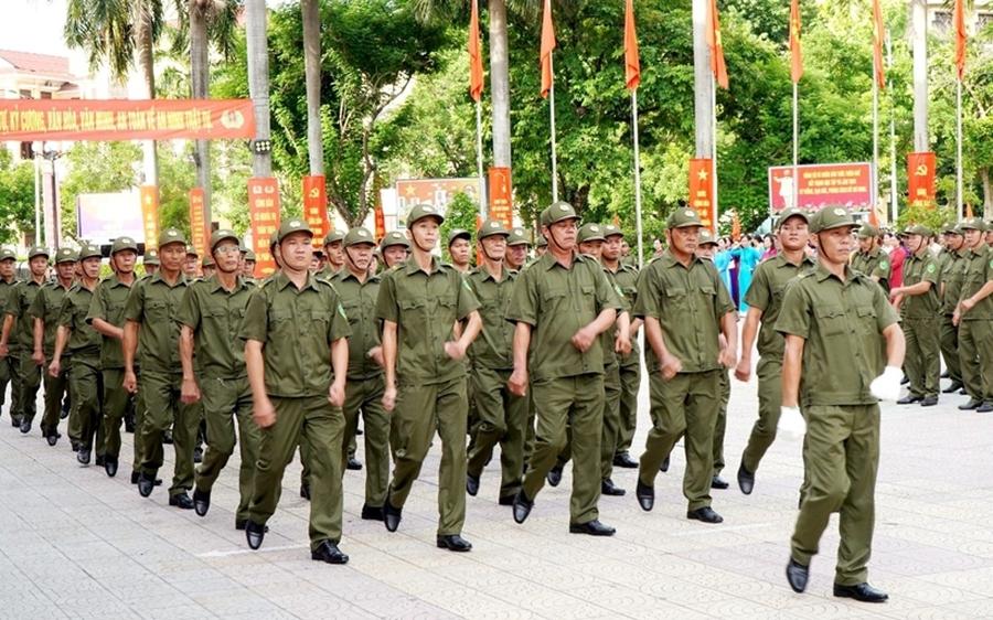 Tiêu chuẩn xét tặng Kỷ niệm chương bảo vệ an ninh Tổ quốc với thành viên bảo vệ an ninh, trật tự ở cơ sở