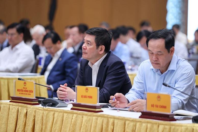 Thủ tướng: Doanh nghiệp nhà nước phải xông pha hơn nữa, tiên phong chuyển đổi số và thúc đẩy tăng trưởng- Ảnh 6.