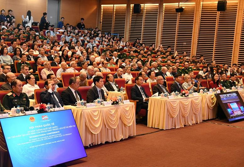 Ngoại giao đóng vai trò kiến tạo xuyên suốt các giai đoạn lịch sử- Ảnh 3. Ngoại giao đóng vai trò kiến tạo xuyên suốt các giai đoạn lịch sử- Ảnh 3.