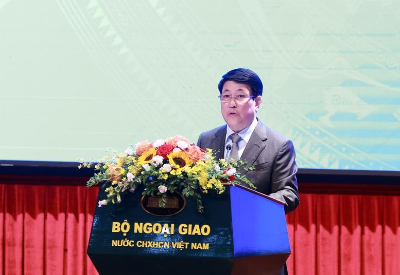 Ngoại giao đóng vai trò kiến tạo xuyên suốt các giai đoạn lịch sử- Ảnh 1. Ngoại giao đóng vai trò kiến tạo xuyên suốt các giai đoạn lịch sử- Ảnh 1.