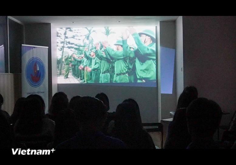 Nhiều hoạt động kỷ niệm 50 năm Đại thắng mùa Xuân 1975 tại các Đại sứ quán Việt Nam- Ảnh 4. Nhiều hoạt động kỷ niệm 50 năm Đại thắng mùa Xuân 1975 tại các Đại sứ quán Việt Nam- Ảnh 4.