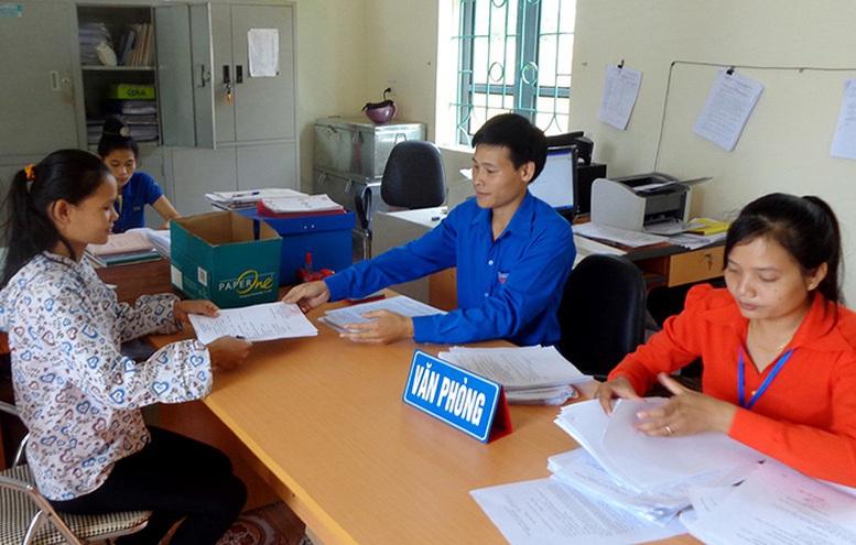 Bộ Nội vụ: Cán bộ, công chức xã không sáp nhập vẫn được áp dụng chế độ theo Nghị định 178- Ảnh 1.